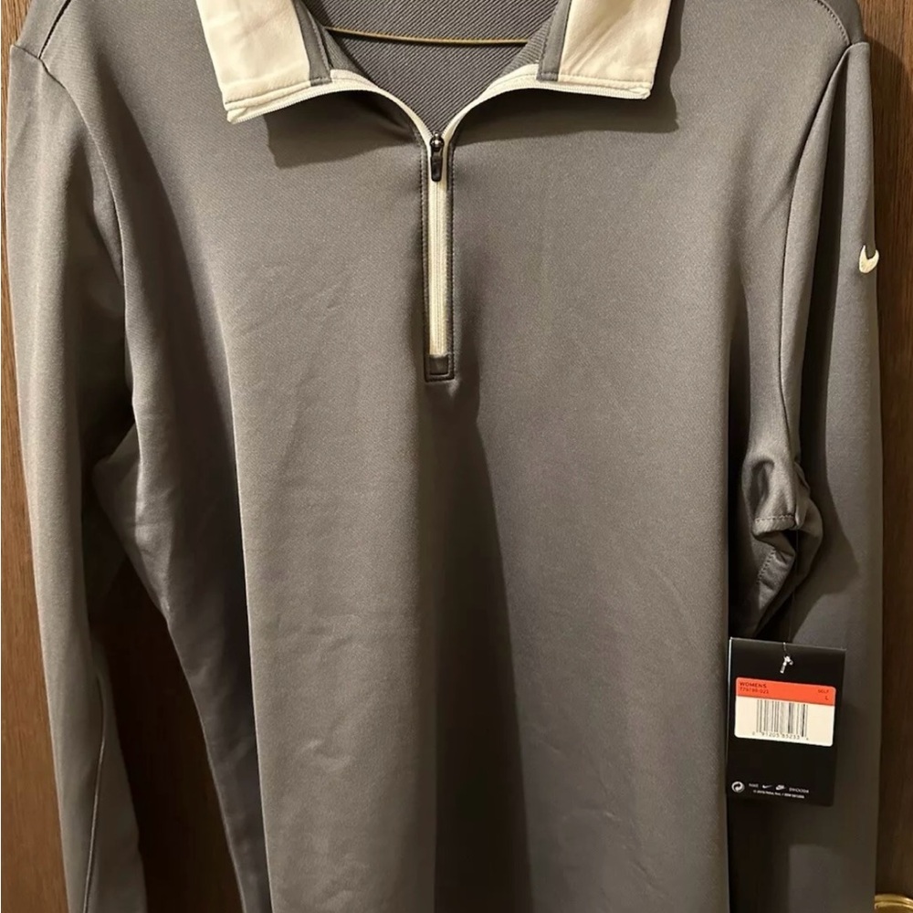 $75 Nike Women’s Size Lg NWT 1/4 Zip Running, Hiking Golf Shirt Dri-Fit Gray
